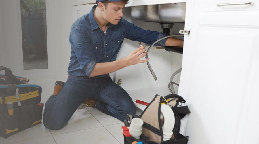 Local tankless water heater installation in Raymond, IA